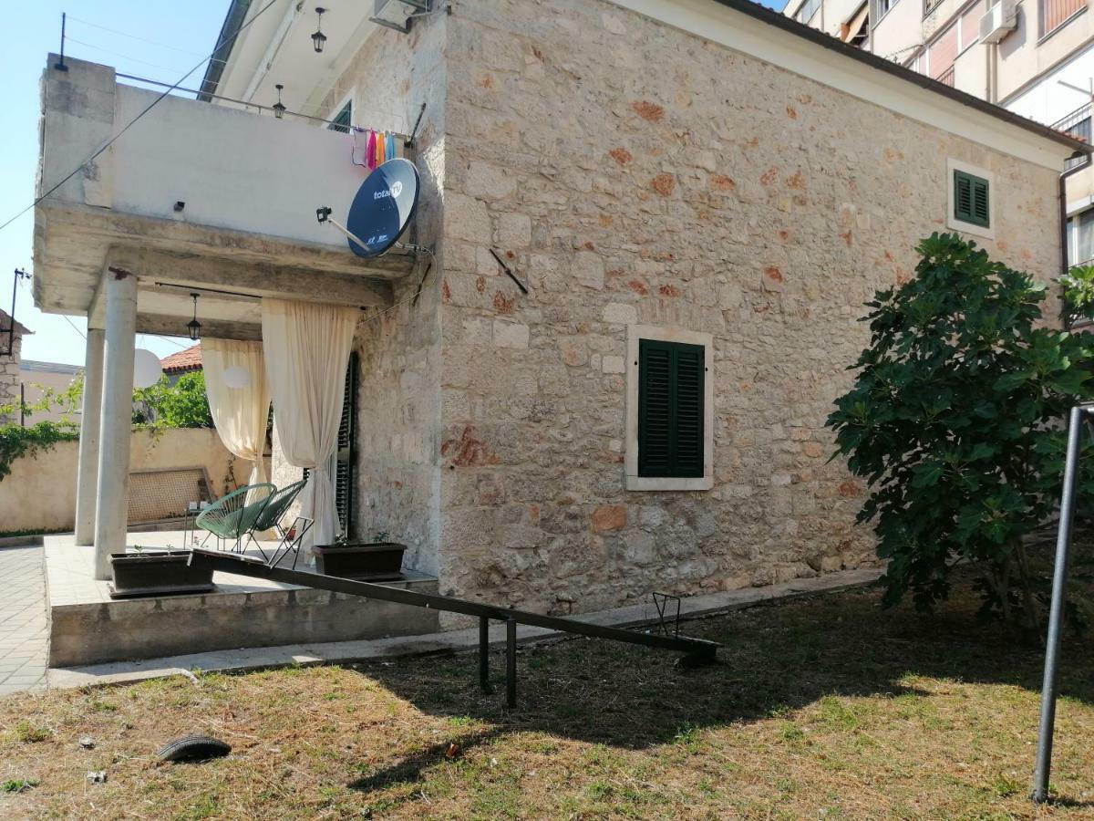 Studio Apartman Adris Hotel Šibenik Eksteriør billede